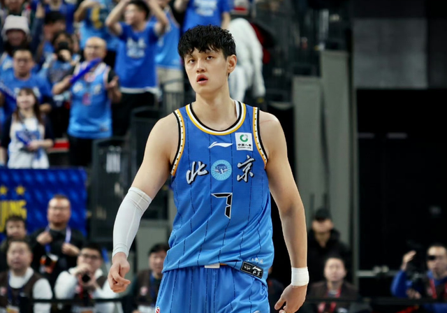 欧冠下载中心-北京首钢VS北控男篮！曾凡博复出，张庆鹏背水一战，央视直播