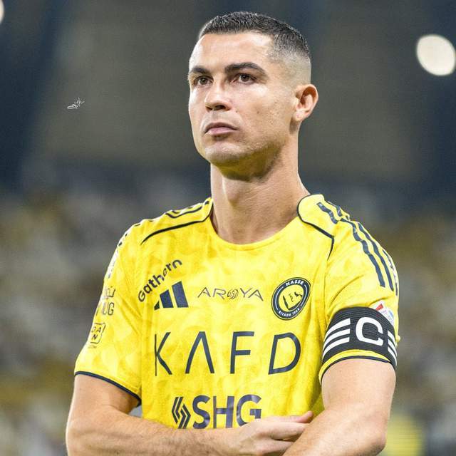 欧冠直播官网-3-0！C罗3大纪录加身，菲利克斯助攻双响，胜利重燃争冠希望