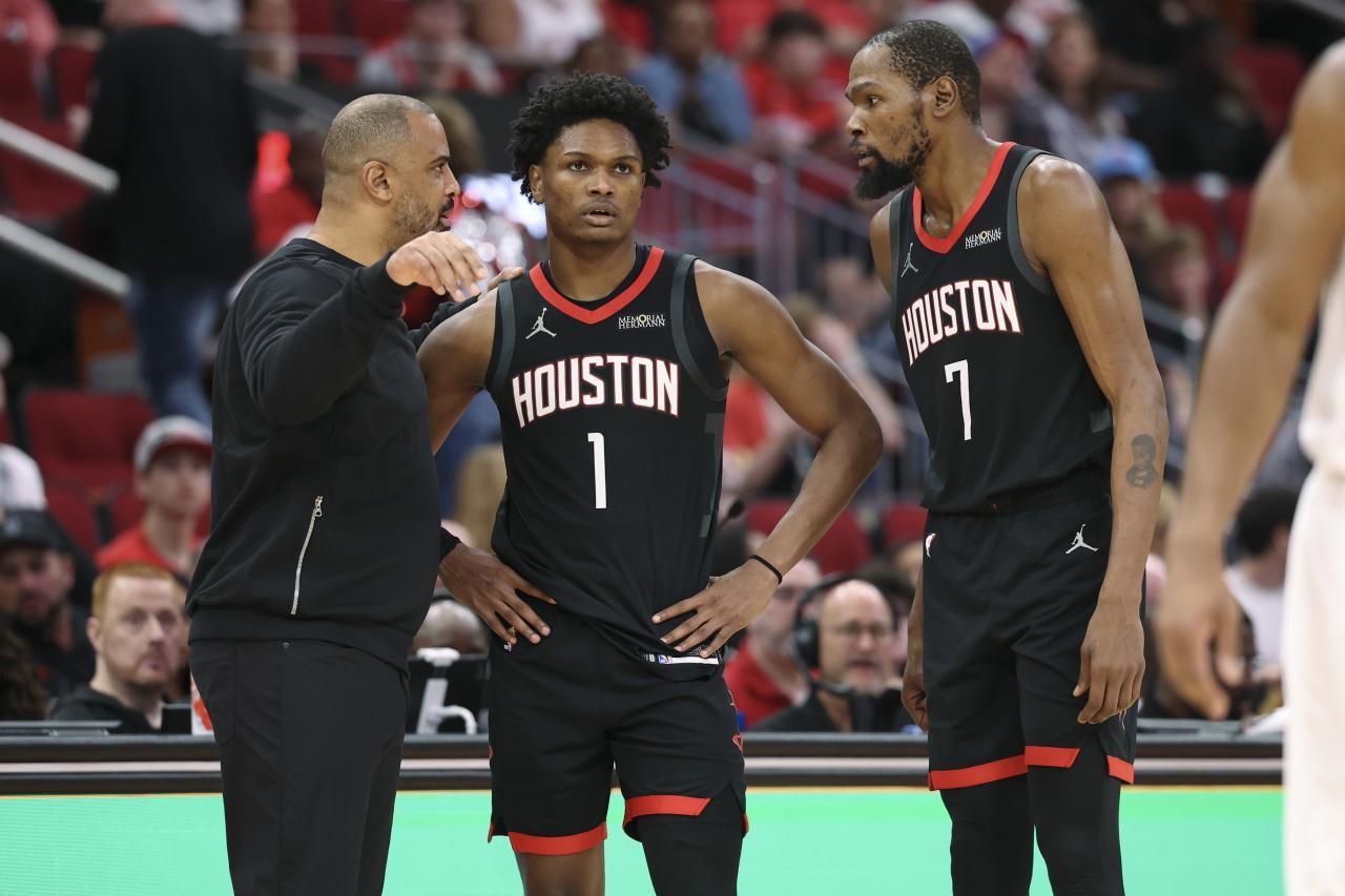 欧冠高清平台-一球员能优化火箭的空间 为何乌度卡不爱用 或加剧休赛期离队概率